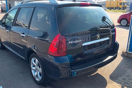 Peugeot 307 218.874 km 1.900 € Schwandorf 92421