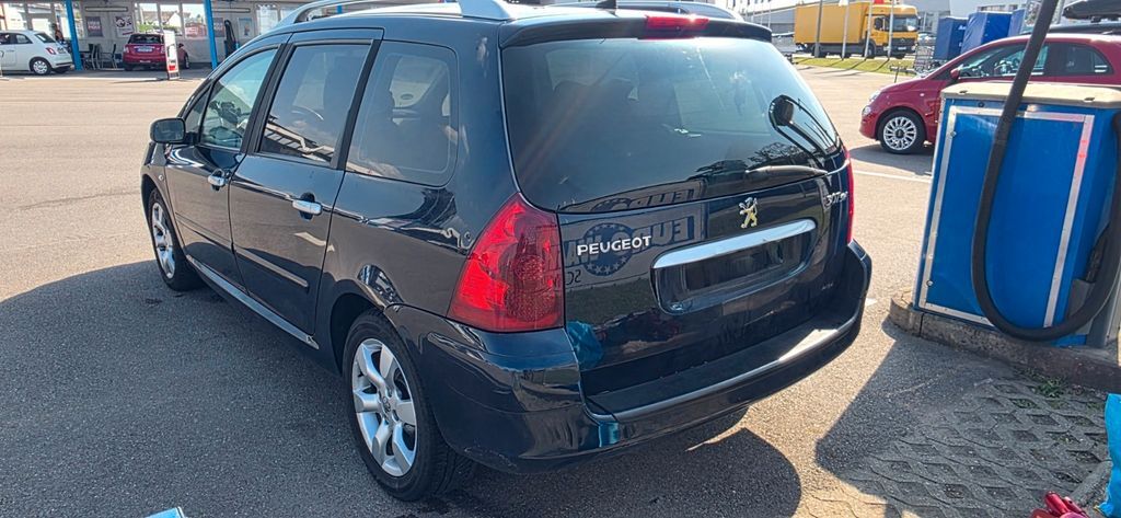 Peugeot 307 218.874 km 1.900 € Schwandorf 92421