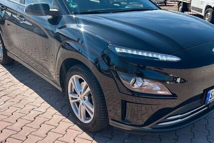 Hyundai KONA 54.770 km 18.250 &euro; Maxhütte- Haidhof 93142