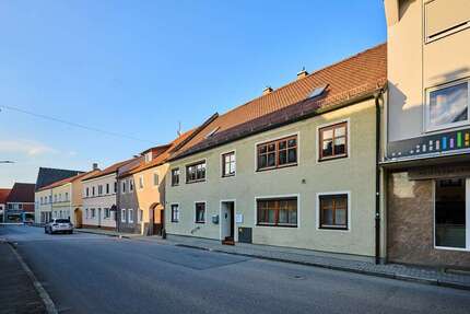 Haus Geiselhöring - 10 Zimmer, 416 m&sup2;, 450.000&euro; | Angebot:23147779