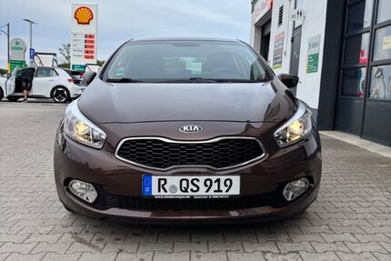 Kia ceed / Ceed 74.975 km 9.100 &euro; Nittendorf 93152