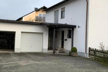 Haus Regensburg Brandlberg - 8 Zimmer, 152 m&sup2;, 740.000&euro; | Angebot:24689661