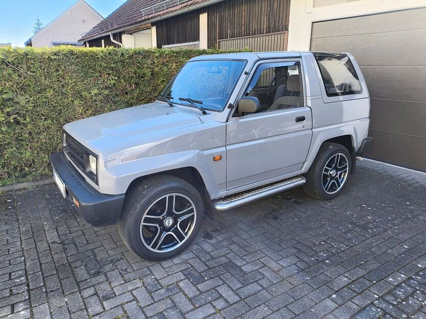 Daihatsu Feroza/Sportrak 115.000 km 11.990 € Saal 93342