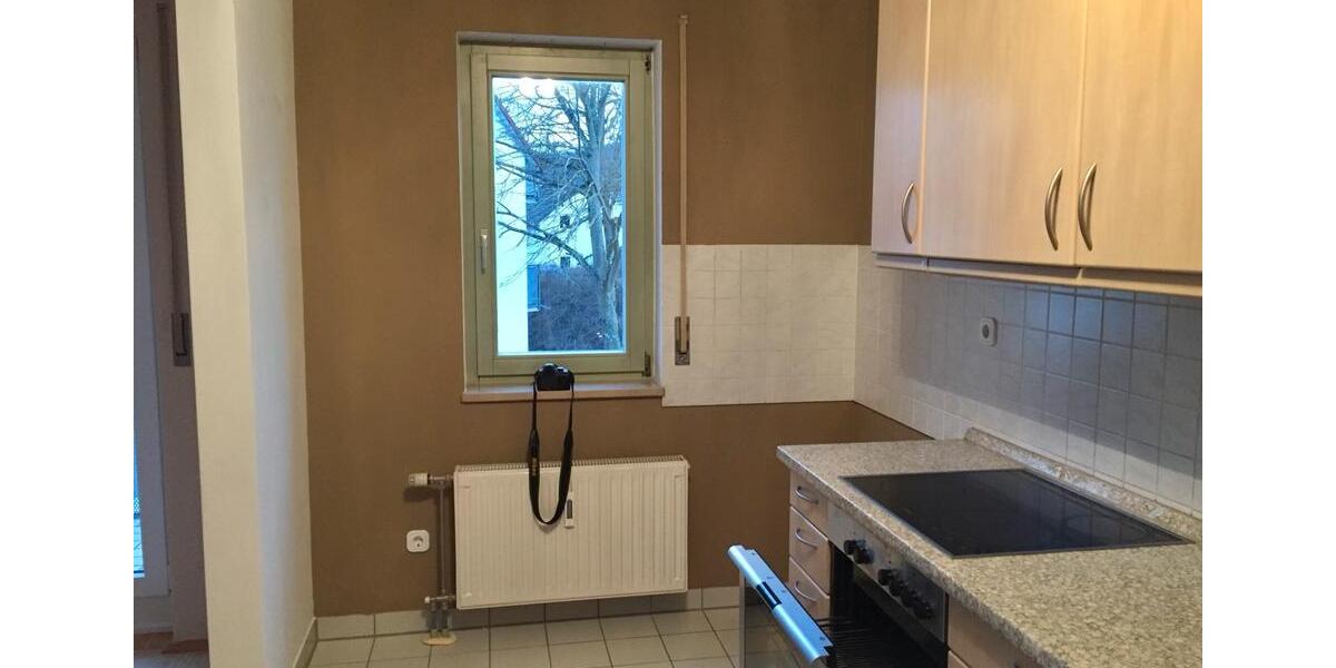 59qm Wohnung, Saal a.d.Donau, Küche Tiefgarage Bad mit Wanne 2 zimmer