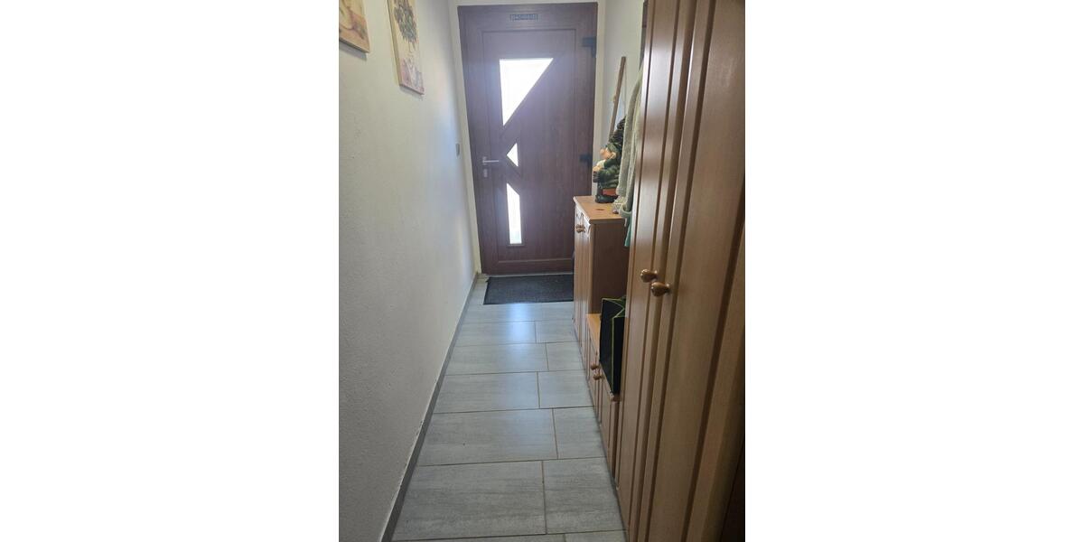 Reihenhaus Burglengenfeld - 9 Zimmer, 213 m&sup2;, 380.000&euro; | Angebot:24652306