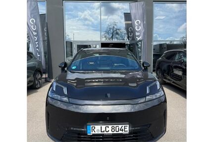 Lynk & Co 08 4.990 km 46.995 &euro; Regensburg 93055