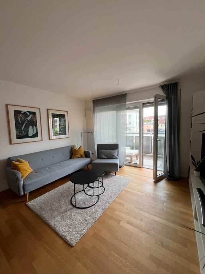 Helle 2-Zimmer-Wohnung mit Balkon