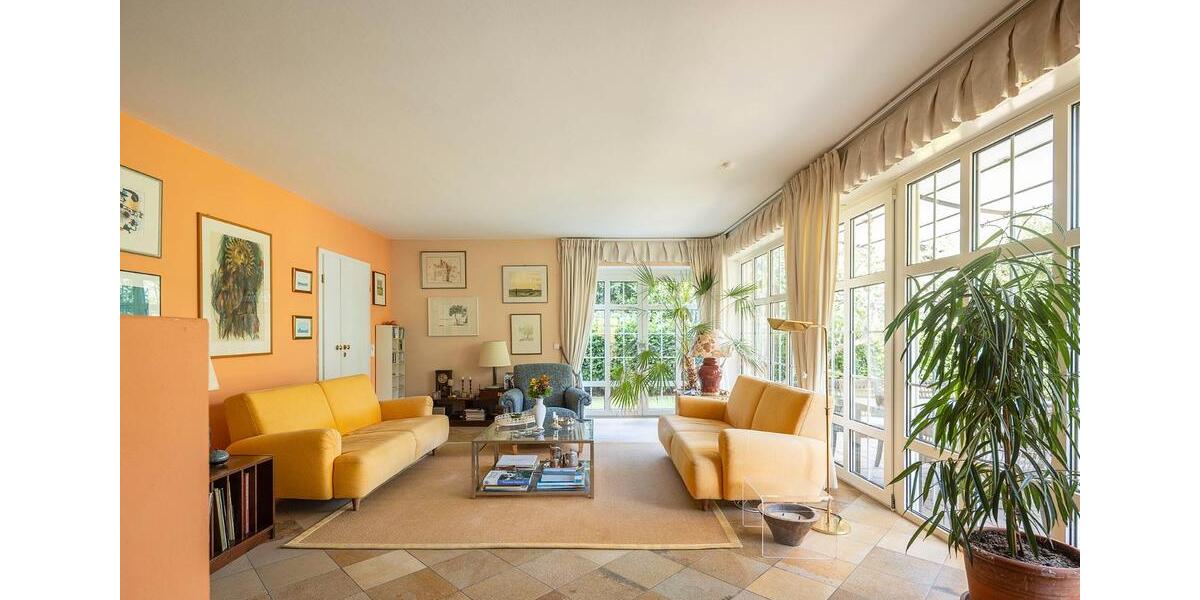 Einfamilienhaus Tegernheim - 10.5 Zimmer, 275 m&sup2;, 1.250.000&euro; | Angebot:26331592