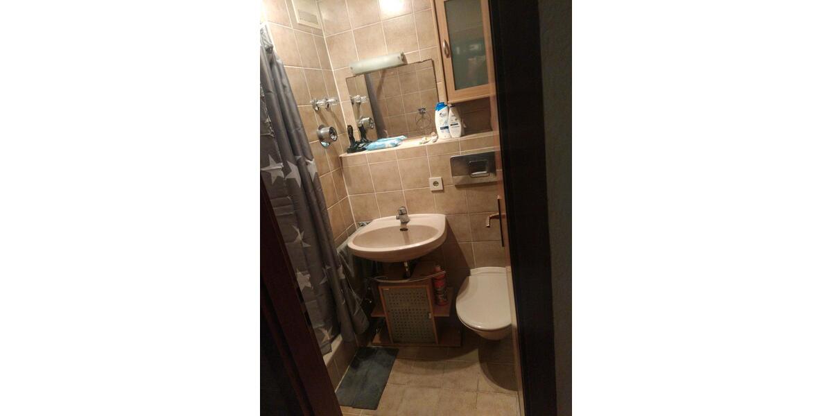 Erdgeschoßwohnung Regensburg Galgenberg - 1 Zimmer, 17 m&sup2;, 400&euro; | Angebot:25742549