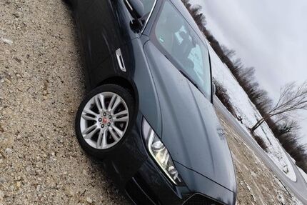 Jaguar XE 220.000 km 9.000 &euro; Regensburg 93053