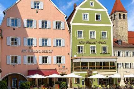 Haus Regensburg Kumpfmühl - 18 Zimmer, 713 m&sup2;, 980.000&euro; | Angebot:27363276