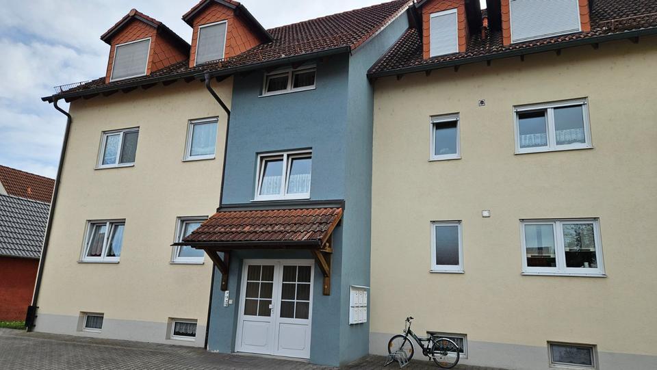 Eigentumswohnung 4,5 Zimmer, Balkon, 91 qm + 29 qm ausgebaut DG