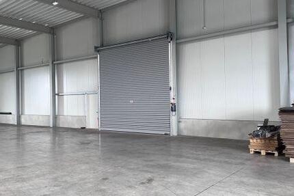 VH3875 Neuwertige und beheizbare Halle Köfering zimmer