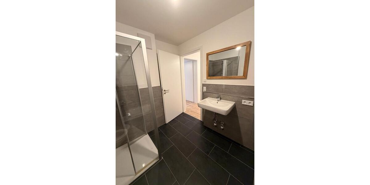 Maisonettenwohnung Barbing - 5.5 Zimmer, 140 m&sup2;, 1.750&euro; | Angebot:26464327