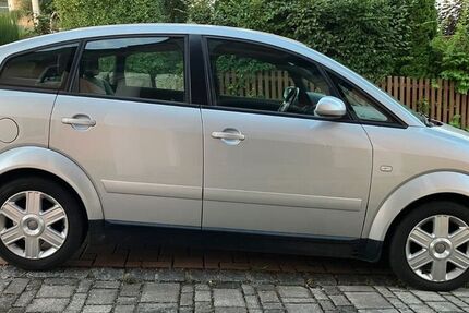 Audi A2