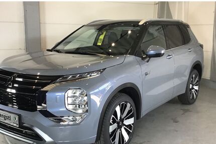 Mitsubishi Outlander 20.000 km 48.990 &euro; Saal a. d. Donau 93342