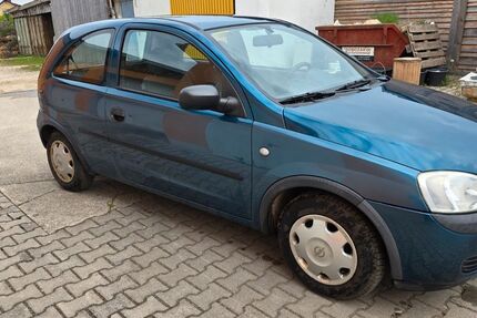 Opel Corsa 154.000 km 899 &euro; Pfakofen 93101