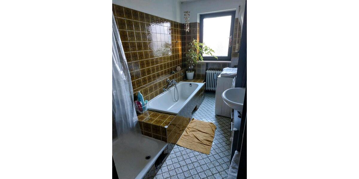 Etagenwohnung Lappersdorf - 4 Zimmer, 100 m&sup2;, 790&euro; | Angebot:26350322