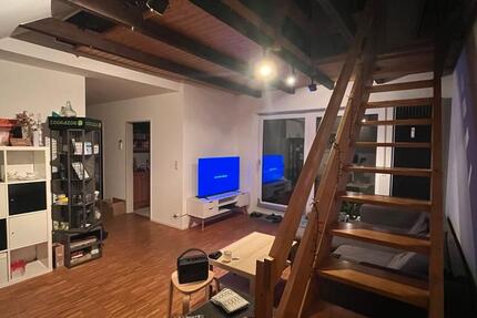 Nachmieter für Galerie Wohnung in Kumpfmühl-Ziegetsdorf-Neuprüll 2.5 zimmer