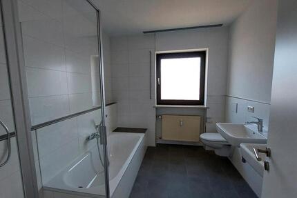 Schöne 4 Zimmer OG Wohnung mit Blick auf die Donau 4 zimmer