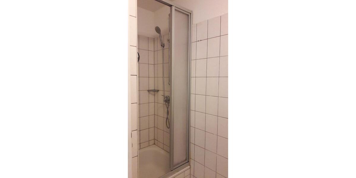 Etagenwohnung Nittendorf - 1 Zimmer, 32 m&sup2;, 395&euro; | Angebot:24270768