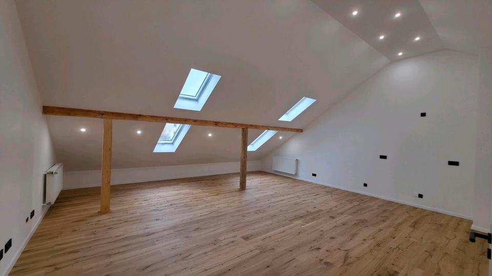 Dachgeschoßwohnung Regensburg Konradsiedlung - 2 Zimmer, 70 m&sup2;, 379.000&euro; | Angebot:25266612