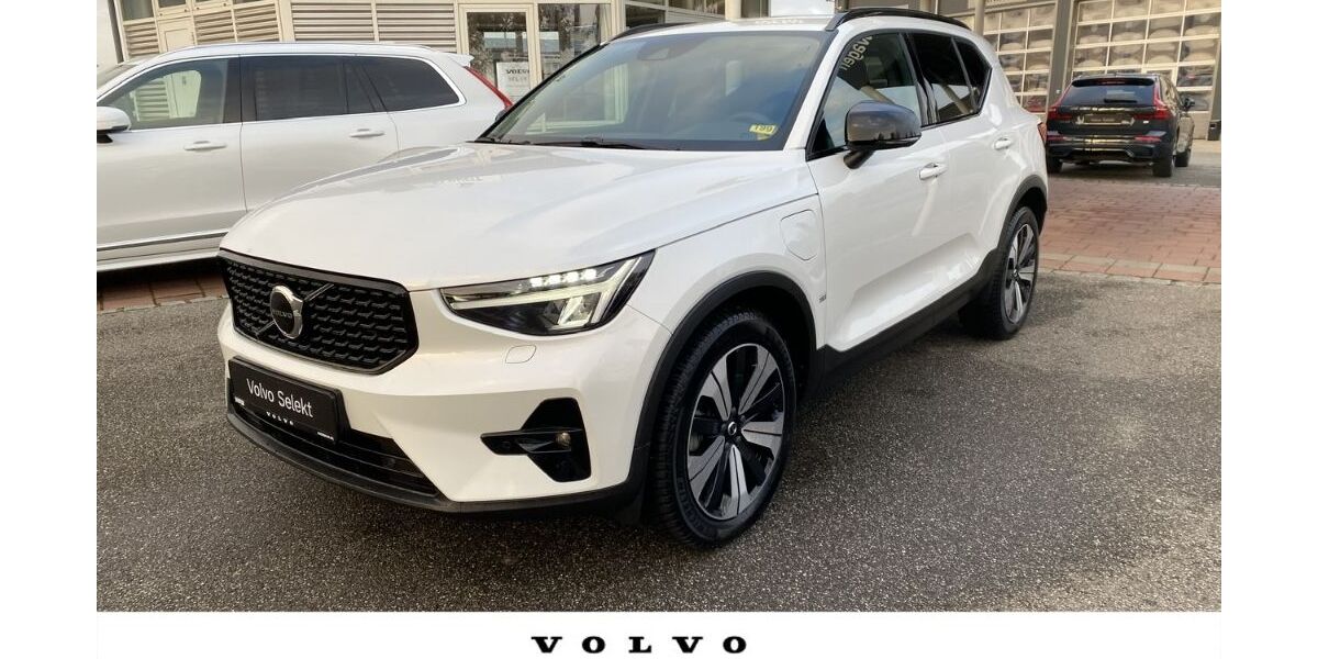 Volvo XC40 17.900 km 33.990 &euro; Neutraubling 93073