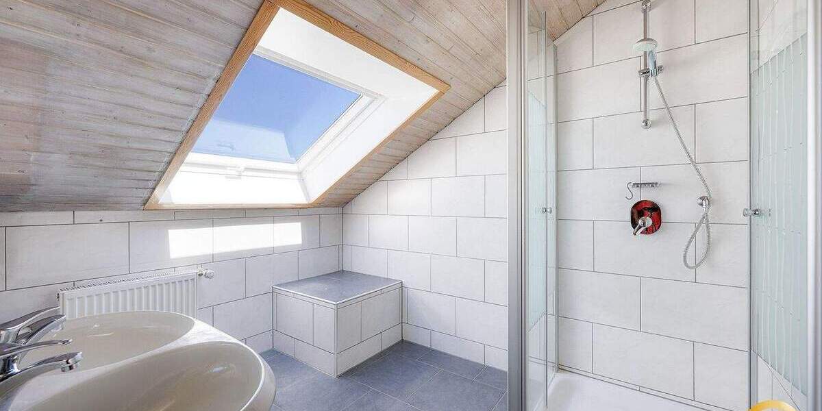 Einfamilienhaus Lappersdorf Lorenzen - 5 Zimmer, 215 m&sup2;, 745.000&euro; | Angebot:25373973