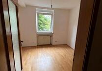 3-Zimmer-Wohnung mit Balkon und Tiefgaragenstellplatz