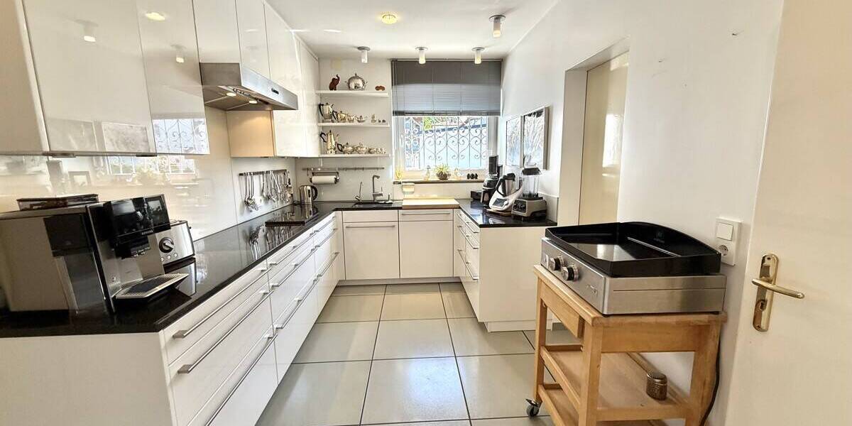 Bungalow Zeitlarn - 8 Zimmer, 340 m&sup2;, 1.375.000&euro; | Angebot:26686724
