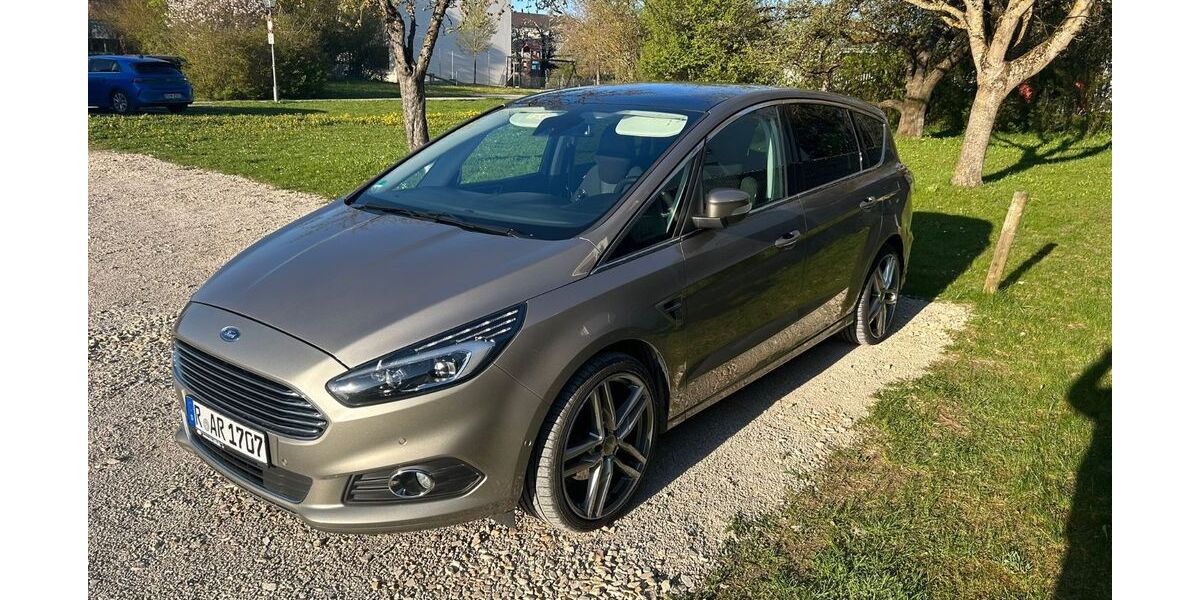 Ford S-Max 163.000 km 12.500 &euro; Hemau 93155