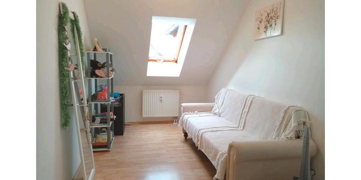 Dachgeschoßwohnung Burglengenfeld - 4 Zimmer, 85 m&sup2;, 299.000&euro; | Angebot:26855948