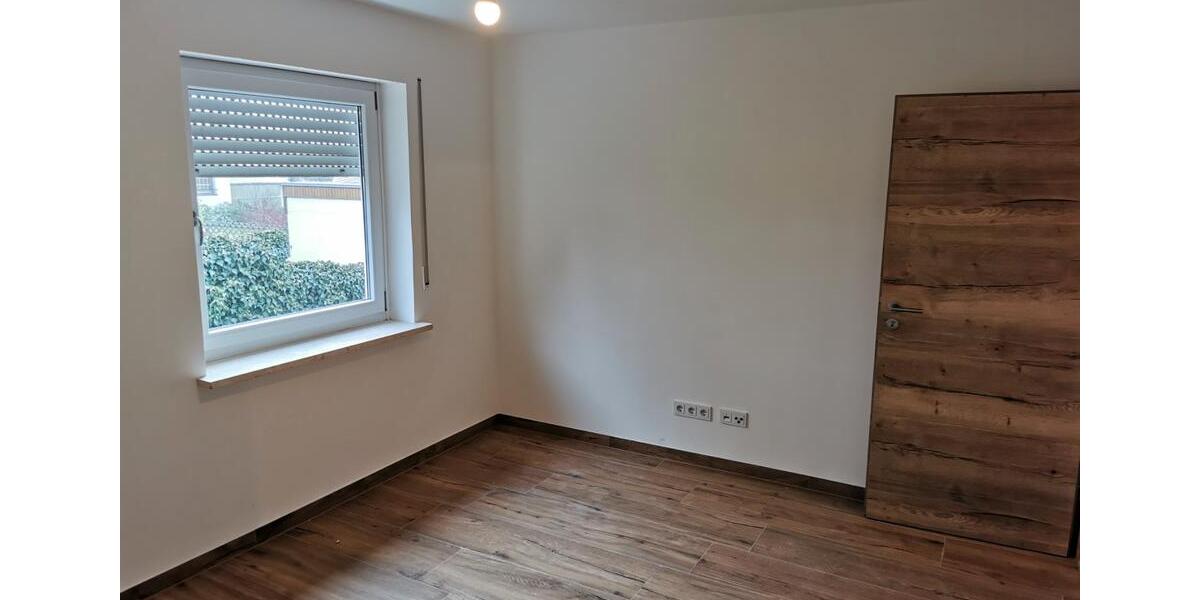 Erdgeschoßwohnung Bad Abbach - 3 Zimmer, 117 m&sup2;, 1.350&euro; | Angebot:26335469
