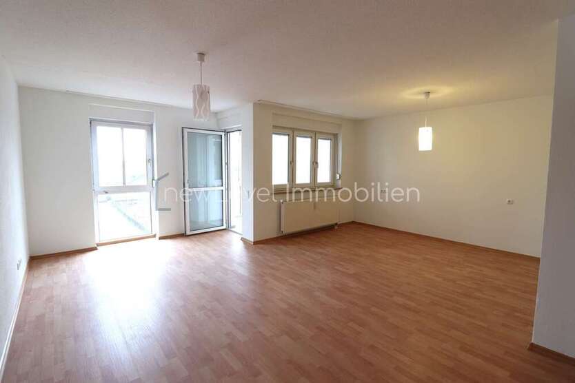 Wohnung zum Kaufen in Neutraubling 177.390 € 48.6 m²