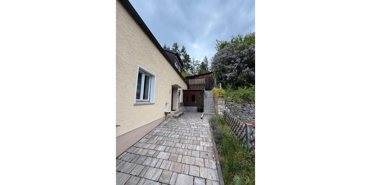 Einfamilienhaus Burglengenfeld - 6 Zimmer, 90 m&sup2;, 150.000&euro; | Angebot:26049165