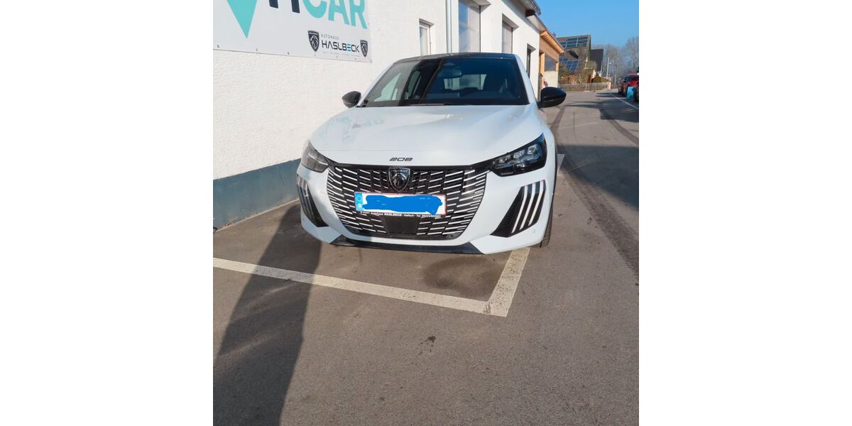 Peugeot 208 6.956 km 23.990 &euro; Geiselhöring 94333