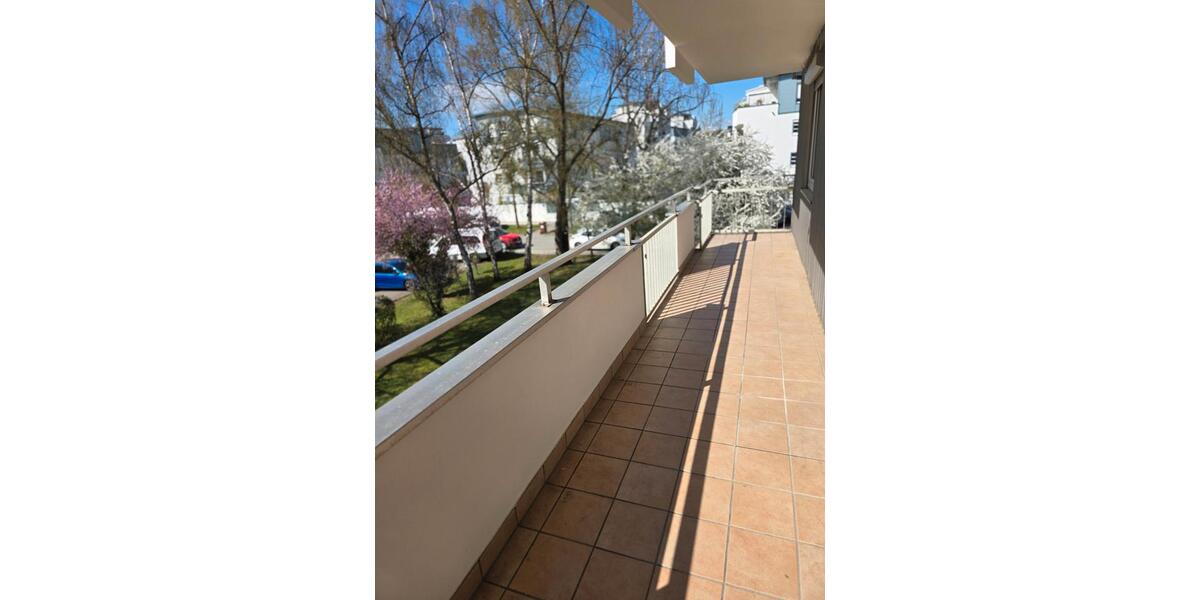 Etagenwohnung Regensburg Das Dörnberg - 4 Zimmer, 94 m&sup2;, 1.245&euro; | Angebot:26420347