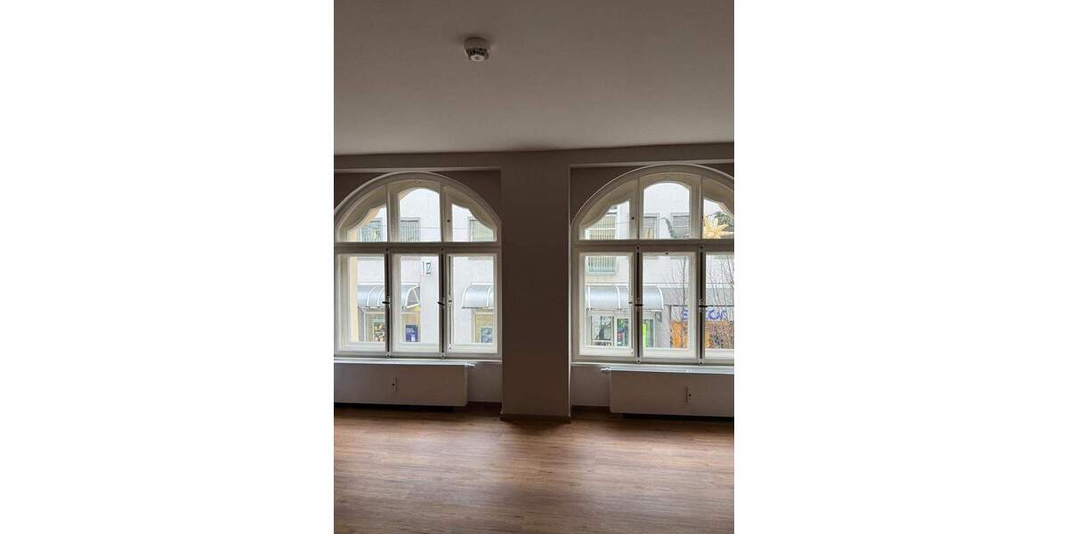 Etagenwohnung Regensburg Innenstadt - 4 Zimmer, 122 m&sup2;, 1.710&euro; | Angebot:25776604