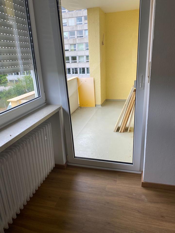 Zu vermieten: renovierte 3 Zi-Wohnung in Regensburg Reinhausen