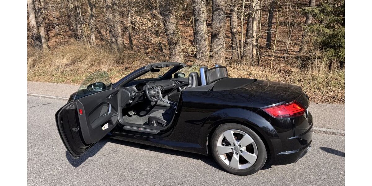 Audi TT 18.300 km 37.262 &euro; Regensburg 93053