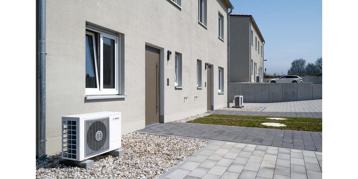 Doppelhaushälfte Aufhausen - 4 Zimmer, 135 m&sup2;, 1.350&euro; | Angebot:26193645