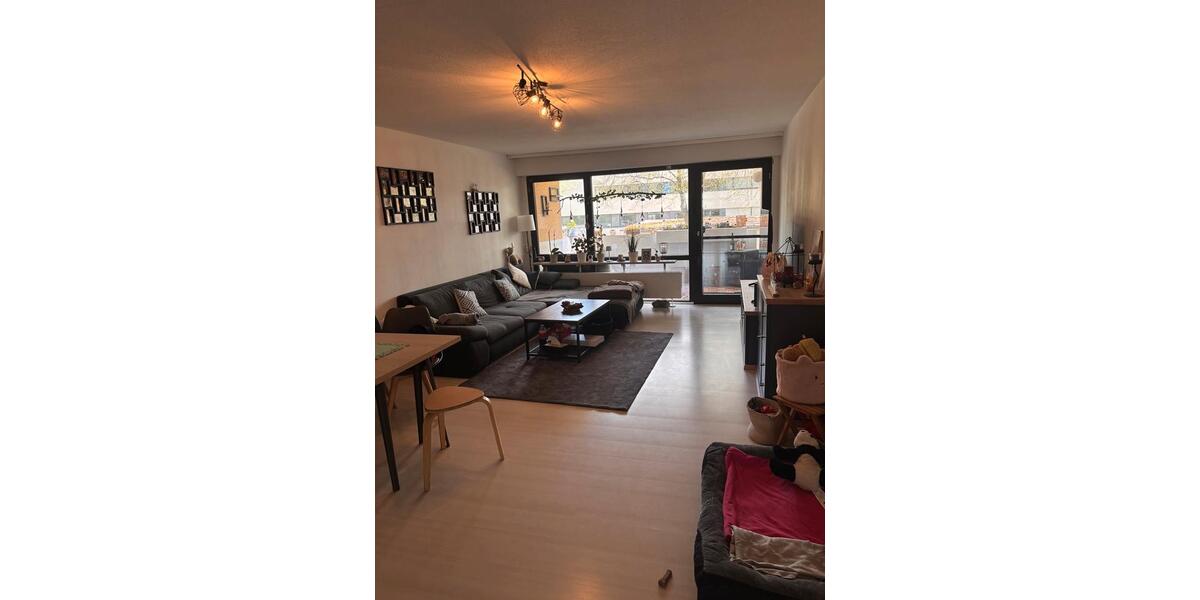 Erdgeschoßwohnung Regensburg Das Dörnberg - 4 Zimmer, 94 m&sup2;, 1.700&euro; | Angebot:26312162