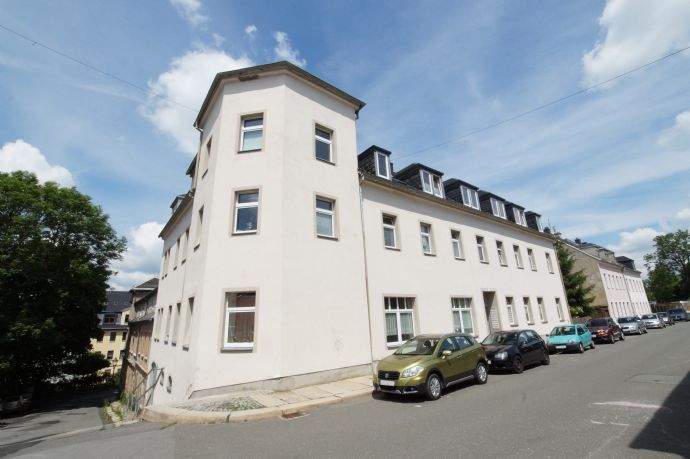 Großzügige 3,5-4 Raum WE mit halboffener Küche, Tageslichtbad und Kaminanschluss zentraler Lage in Annaberg-Buchholz