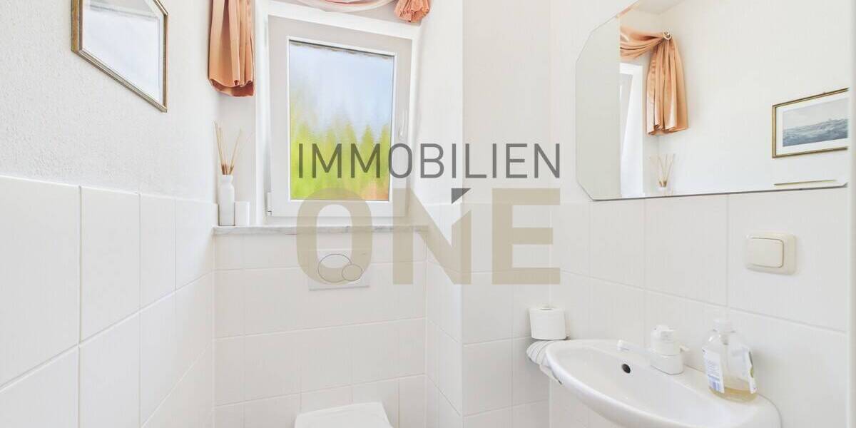 Einfamilienhaus Donaustauf - 5 Zimmer, 247 m&sup2;, 1.090.000&euro; | Angebot:26080859