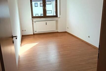 Schöne 3 Zimmer Wohnung in Piesenkofen (Obertraubling) zimmer