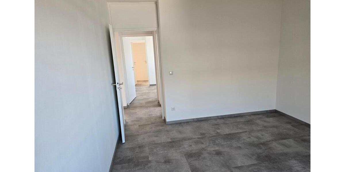 Etagenwohnung Regensburg Das Dörnberg - 4 Zimmer, 94 m&sup2;, 1.245&euro; | Angebot:26420347