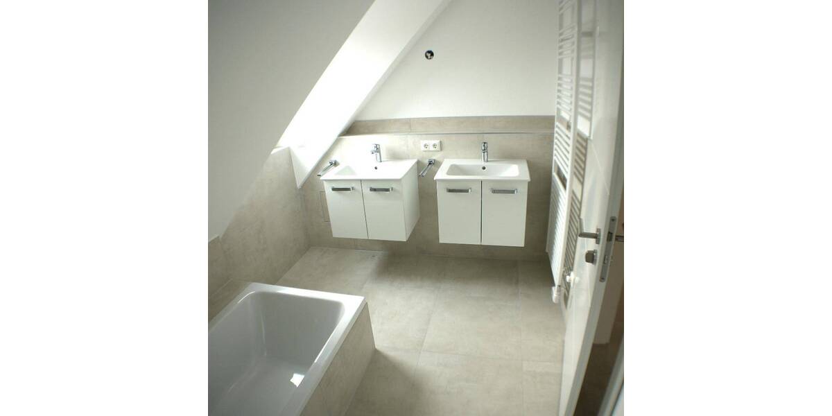 Etagenwohnung Regensburg Konradsiedlung-Wutzlhofen - 3 Zimmer, 98 m&sup2;, 645.200&euro; | Angebot:25732113
