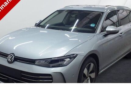 VW Passat 13.900 km 32.870 &euro; Regensburg 93053