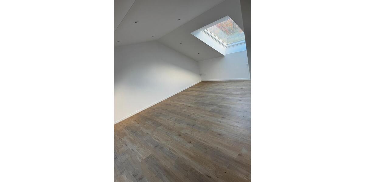 Mehrfamilienhaus, Wohnhaus Kelheim - 6 Zimmer, 200 m&sup2;, 820.000&euro; | Angebot:24295112