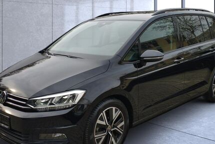 VW Touran 21.700 km 30.390 &euro; Regensburg 93053